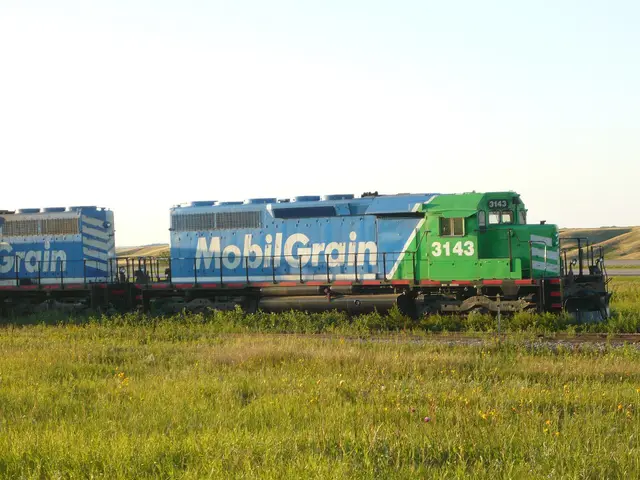 MobilGrain locomotive 3143 at Aylesbury